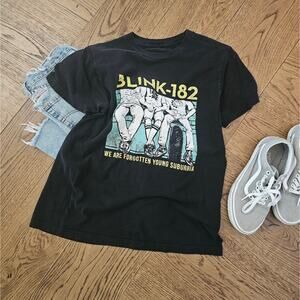 Blink 182 Band Tee